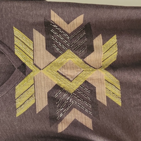 Fossil embelished v-neck tshirt - Picture 6 of 6